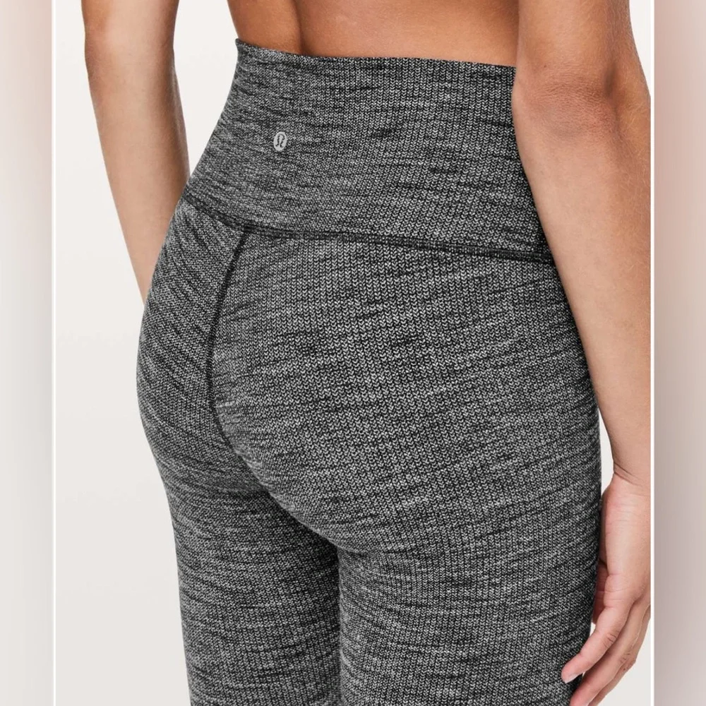 Lululemon Wunder Under Crop Leggings Women’s - Size 6 - Picture 2 of 15